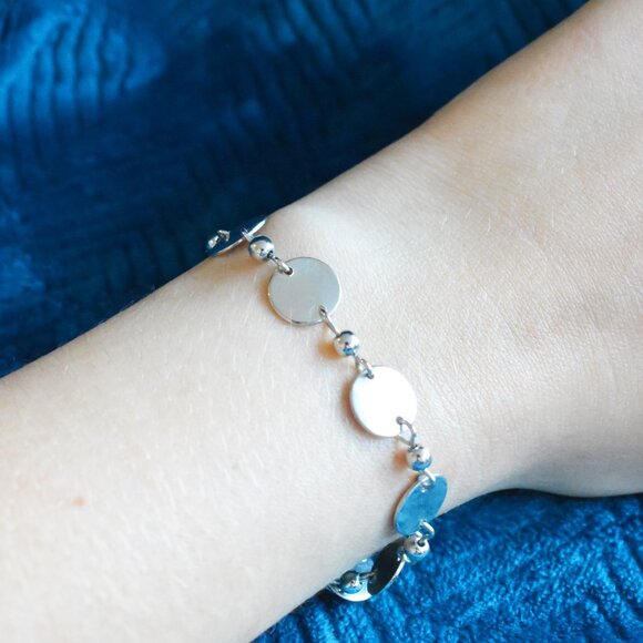 Handmade Silver Disc Chain Bracelet Minimalist Dainty Jewelry - Picture 4 of 5